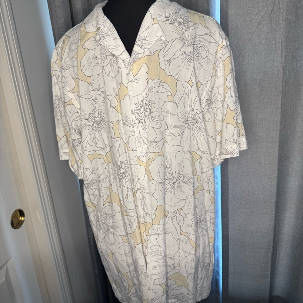 Express Men's Floral Shirt - White and Tan